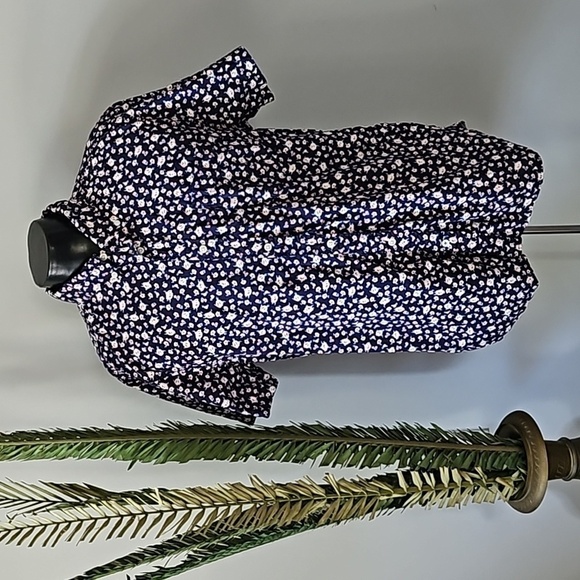 Gap Navy Blue Floral Print Button Down Slim Fit Short Sleeve Shirt - Picture 1 of 9